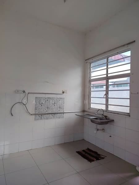 1-storey Terraced House for Rent in Balik Pulau (Penang) - Danny Ch'ng - Kitchen - PropertyGuru.com.my