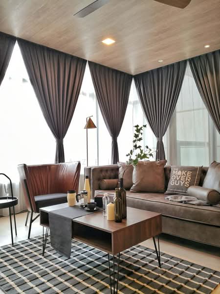 Kondominium untuk Disewa di Condominium @ The Troika - Hazel Lee - Living Room - PropertyGuru.com.my