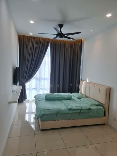 Kondominium untuk Disewa di Queens Residences Q1 @ Queens Waterfront - Sunny Tse - Bedroom - PropertyGuru.com.my