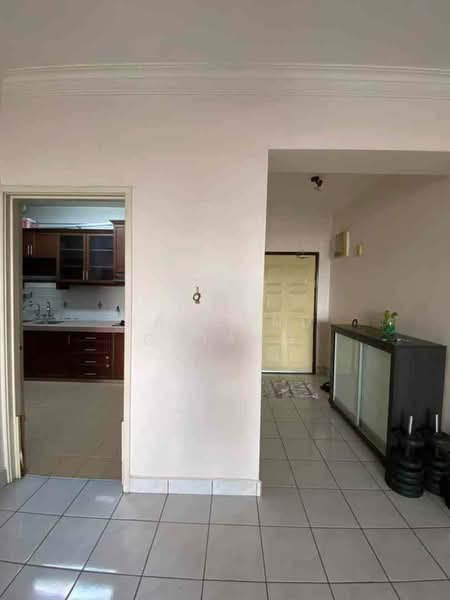 Condominium for Sale at Villa Angsana - Raymond Chiang - Kitchen - PropertyGuru.com.my