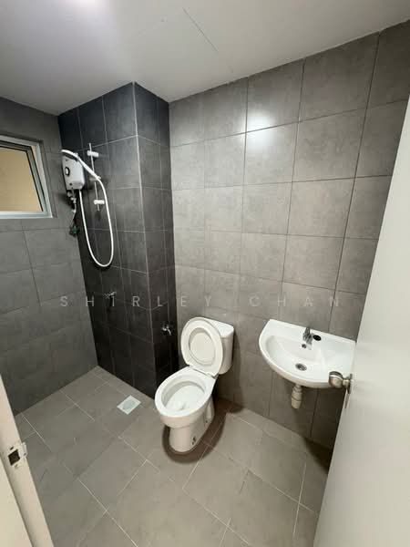 Condominium for Rent at Residensi Sateria - Shirley Chan - Bathroom - PropertyGuru.com.my