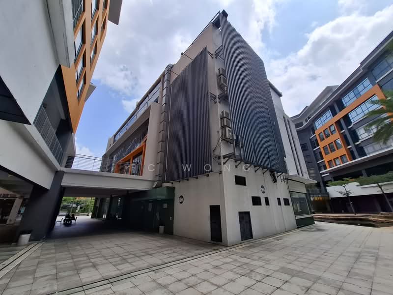 Shop / Office for Rent in Puchong (Selangor) - FC Wong - Exterior of 4 Story Building - PropertyGuru.com.my
