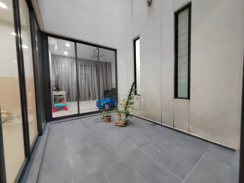Rumah Teres 3 Tingkat untuk Dijual di Tamansari (Rawang) - Evelyn Khoo - Room - PropertyGuru.com.my