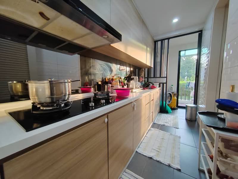 Rumah Teres 3 Tingkat untuk Dijual di Tamansari (Rawang) - Evelyn Khoo - Kitchen - PropertyGuru.com.my