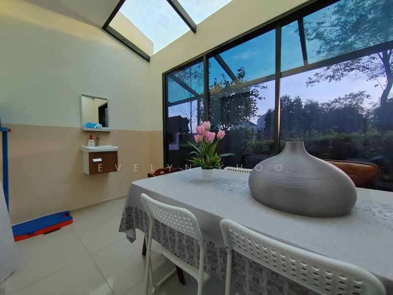 Rumah Teres 3 Tingkat untuk Dijual di Tamansari (Rawang) - Evelyn Khoo - Dining Room - PropertyGuru.com.my