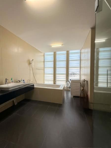 Semi-Detached House for Sale in Setia Eco Park (Setia Alam) - Geo . - Bathroom - PropertyGuru.com.my