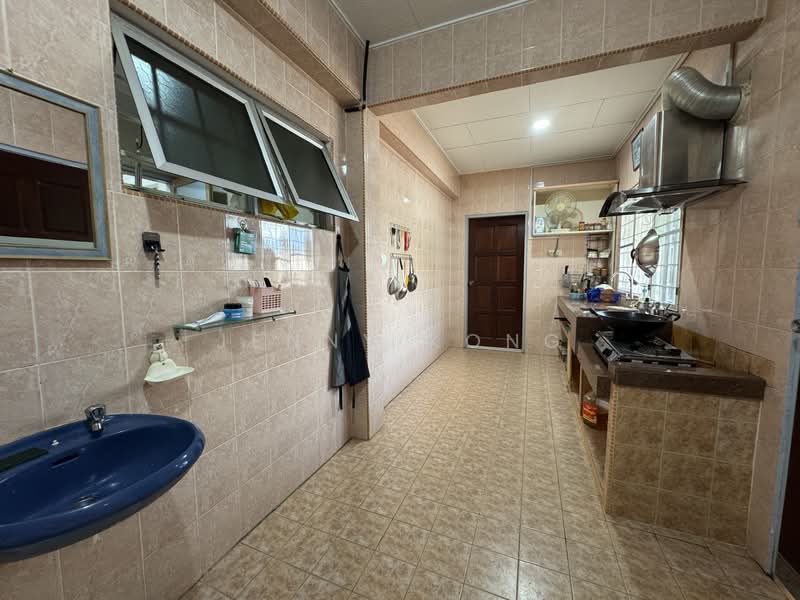 Bungalow for Sale in Taman Harmoni (Bentong) - Jenny Kong - Kitchen - PropertyGuru.com.my