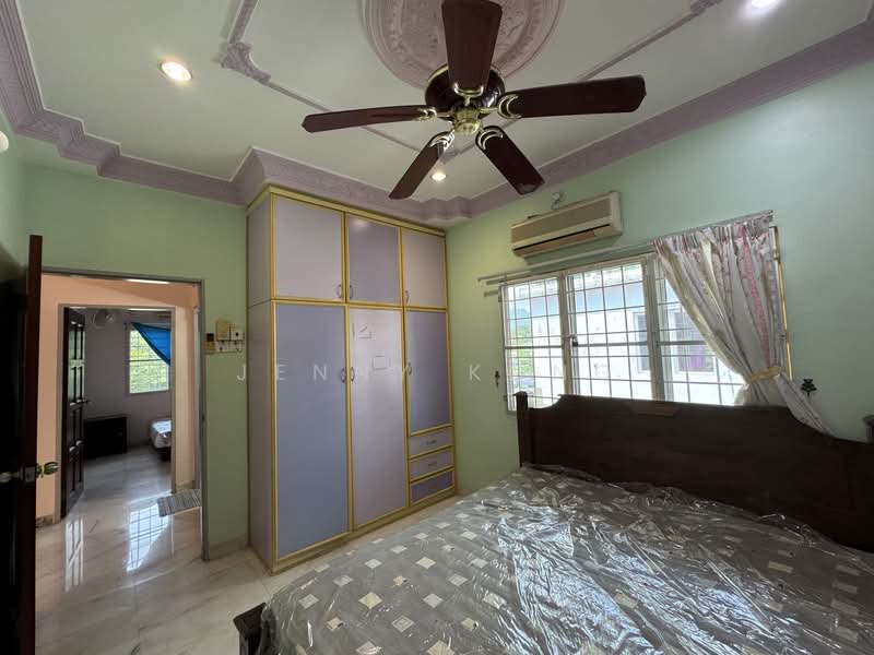 Bungalow for Sale in Taman Harmoni (Bentong) - Jenny Kong - Bedroom - PropertyGuru.com.my