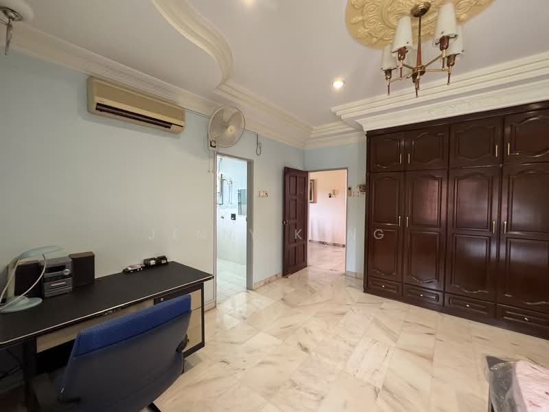 Bungalow for Sale in Taman Harmoni (Bentong) - Jenny Kong - Bedroom - PropertyGuru.com.my