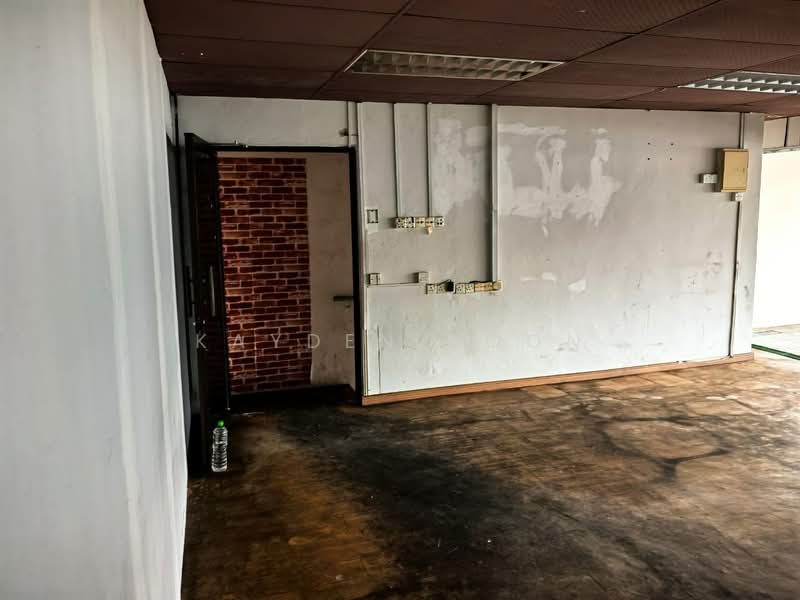 Shop for Rent in Taman Molek (Johor Bahru) - Kayden Voon - Interior - PropertyGuru.com.my