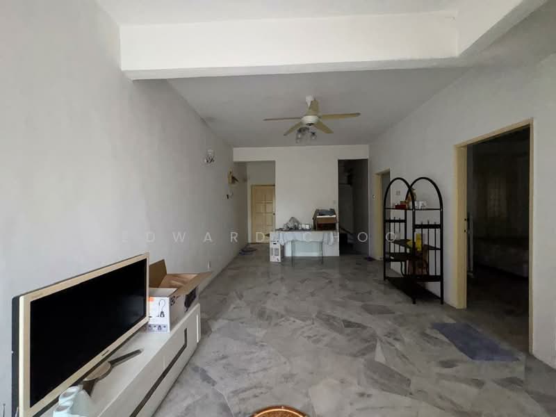 Apartment for Sale at Sri Anggerik 1 - Edward Chooi - Living Room - PropertyGuru.com.my