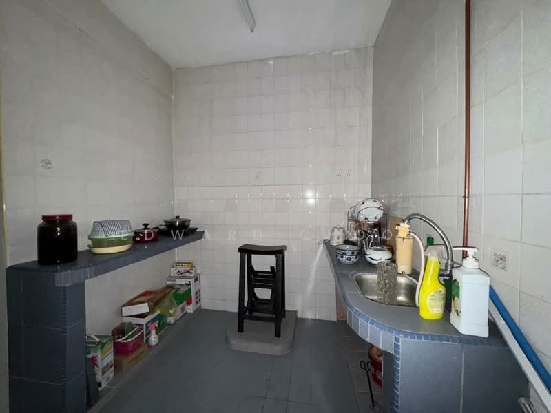 Apartment for Sale at Sri Anggerik 1 - Edward Chooi - Kitchen - PropertyGuru.com.my