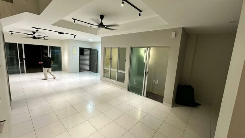 Rumah Teres untuk Dijual di Denai Alam (Shah Alam) - Zack Lim - Living Room - PropertyGuru.com.my
