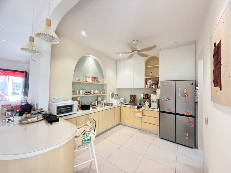 Rumah Teres 3 Tingkat untuk Dijual di Tamansari (Rawang) - Evelyn Khoo - Kitchen - PropertyGuru.com.my