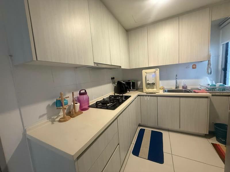 Service Residence for Sale at Residences @ 1 Tebrau - Nick Low - Kitchen - PropertyGuru.com.my