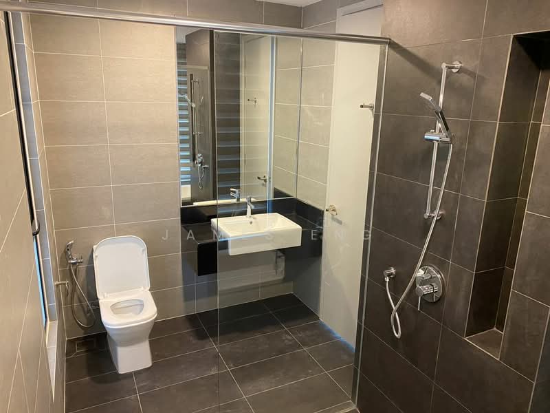 Kondominium untuk Dijual di Sunway Mont Residences - James Eng - Bathroom - PropertyGuru.com.my