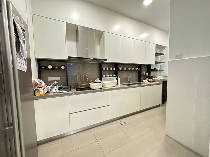 Zero-Lot Bungalow for Sale in Rawang (Selangor) - Chloe Kok - Kitchen - PropertyGuru.com.my
