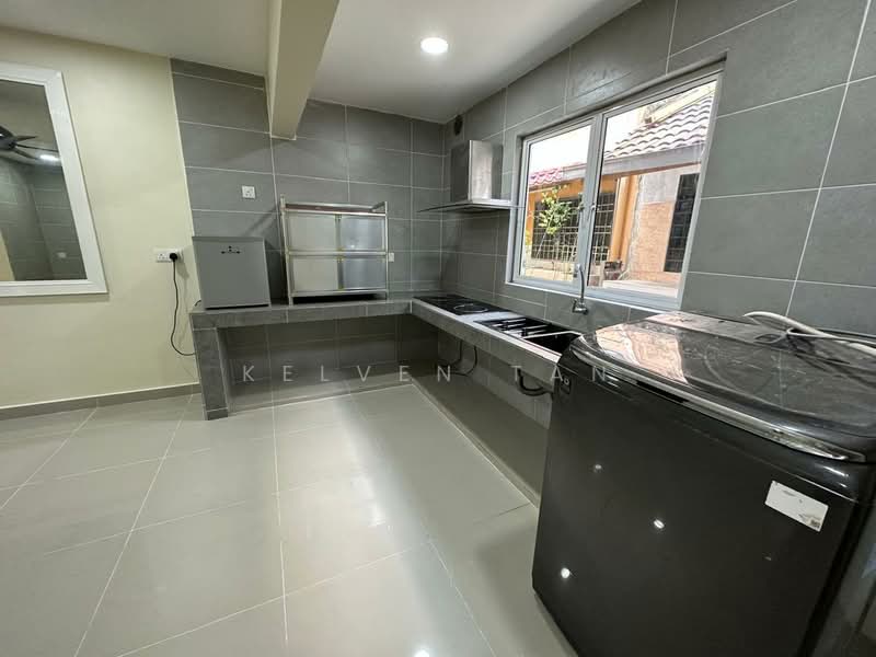 2-storey Terraced House for Rent in Taman Daya (Kepong) - Kelven Tan - Kitchen - PropertyGuru.com.my