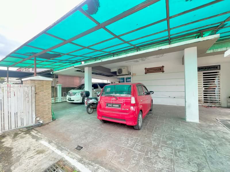 Bungalow for Sale in Bandar Baru Bangi (Selangor) - Mohd Aizat Saiful Bahri - Exterior - PropertyGuru.com.my