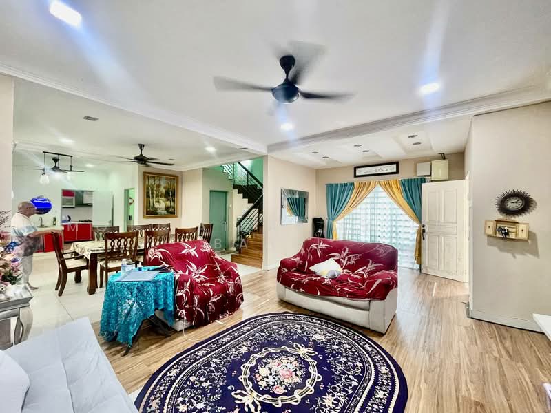 Bungalow for Sale in Bandar Baru Bangi (Selangor) - Mohd Aizat Saiful Bahri - Living Room - PropertyGuru.com.my