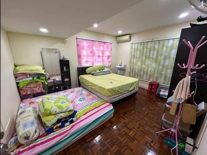 Bungalow for Sale in Bandar Country Homes (Rawang) - Jessie Wong - Bedroom - PropertyGuru.com.my
