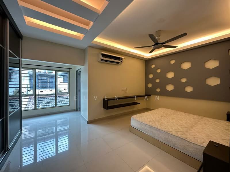 2-storey Terraced House for Rent in Taman Daya (Kepong) - Kelven Tan - Bedroom - PropertyGuru.com.my