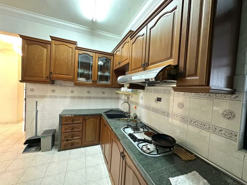Apartment for Rent at Parkview Towers - Vincent Tan - Kitchen - PropertyGuru.com.my