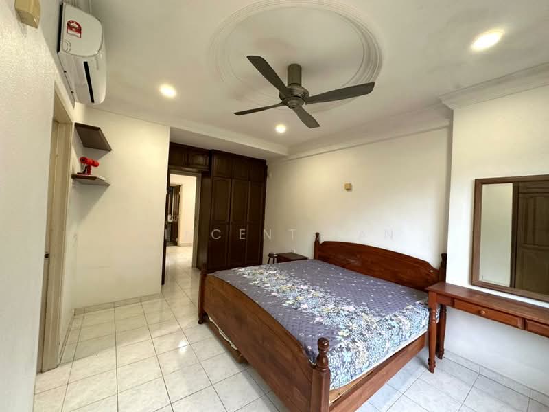 Apartment for Rent at Parkview Towers - Vincent Tan - Bedroom - PropertyGuru.com.my