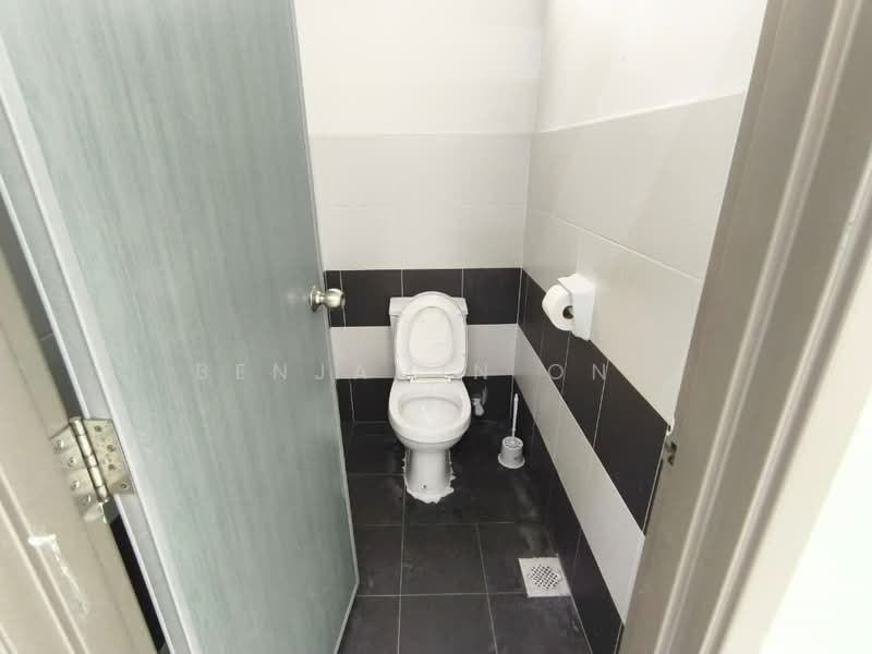 Pejabat untuk Disewa di Bandar Baru Uda (Tampoi) - Benjamin Ong - PropertyGuru.com.my