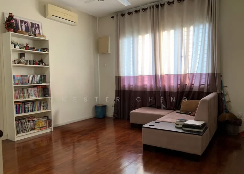 Terraced House for Sale in Temasya Glenmarie (Glenmarie) - Chester Cheng - Living Room - PropertyGuru.com.my