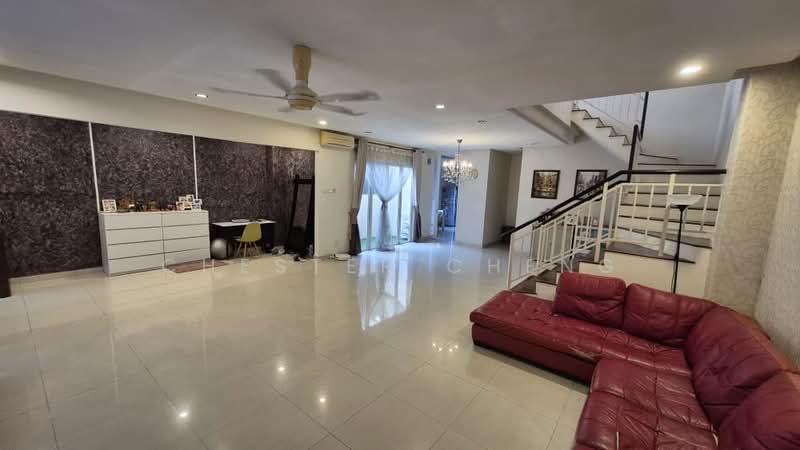 Terraced House for Sale in Temasya Glenmarie (Glenmarie) - Chester Cheng - Living Room - PropertyGuru.com.my