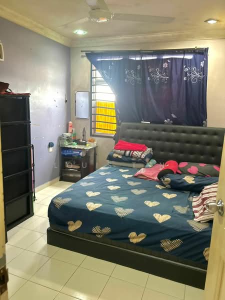 Apartment for Sale at Villa Krystal @ Bandar Selesa Jaya - Louis Tan - Bedroom - PropertyGuru.com.my
