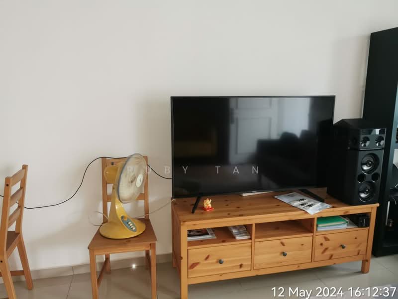 Rumah Teres untuk Disewa di Kota Masai (Pasir Gudang) - Ruby Tan - Living Room - PropertyGuru.com.my