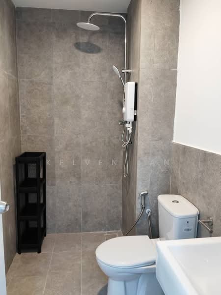 Service Residence for Sale at Suite Enesta - Kelven Tan - Bathroom - PropertyGuru.com.my