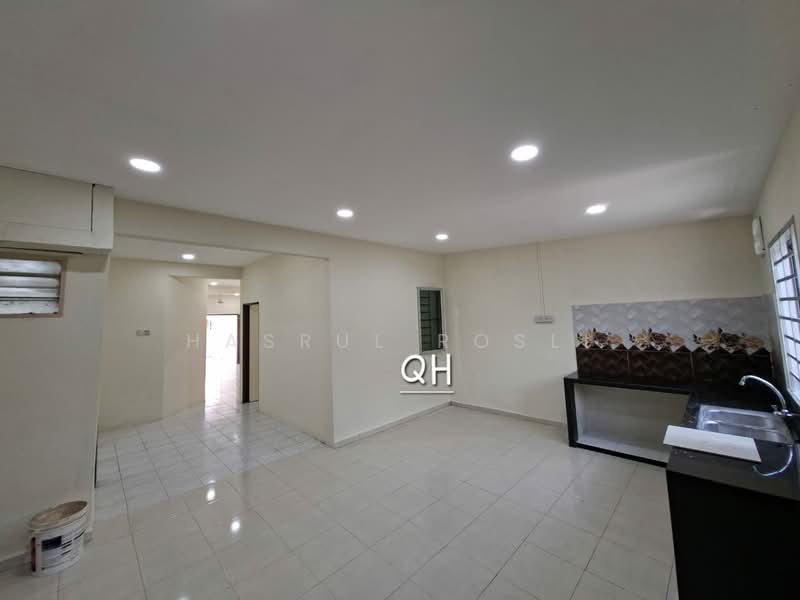 1-storey Terraced House for Sale in Taman Serai Setia (Padang Serai) - Hasrul Rosli - Kitchen - PropertyGuru.com.my