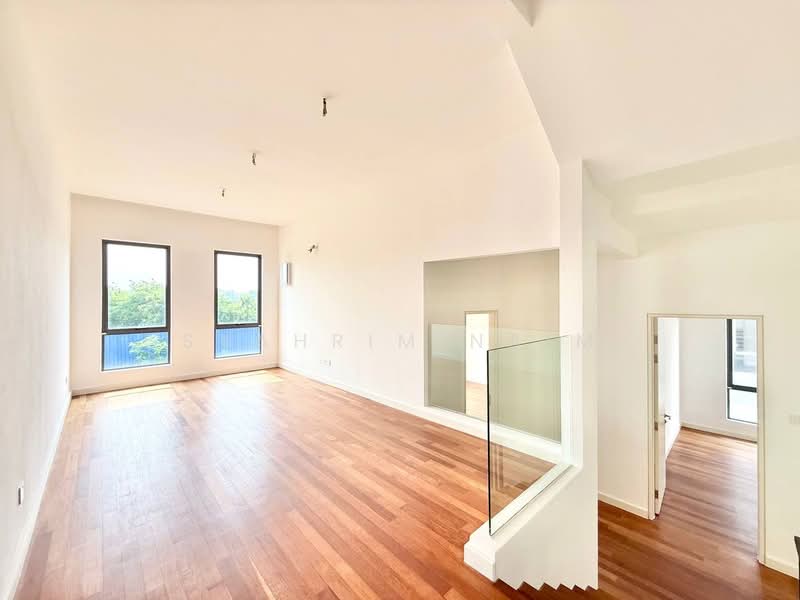 Rumah Berkembar untuk Dijual di Kota Kemuning (Shah Alam) - Syahrim Naim - Living Room - PropertyGuru.com.my