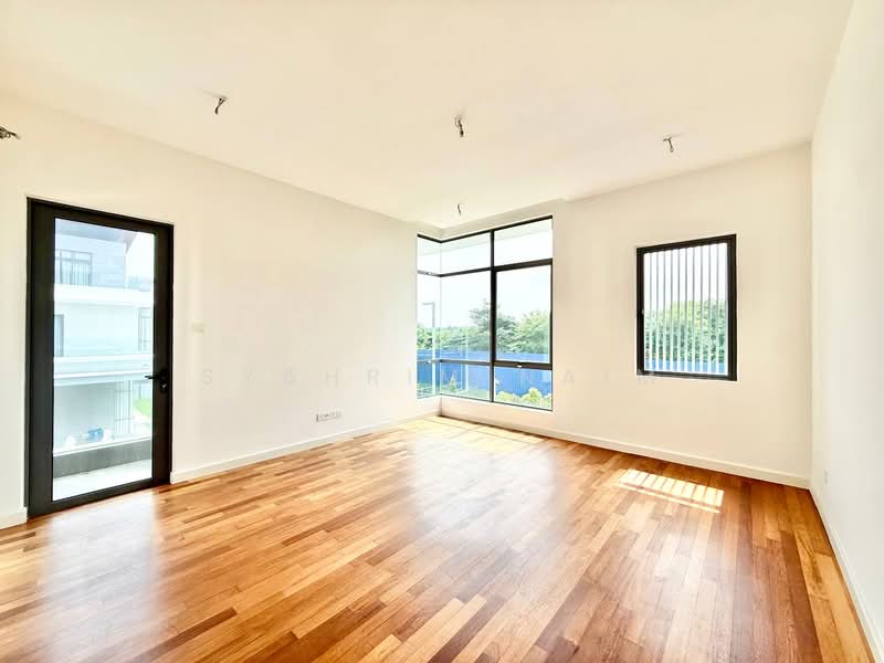 Rumah Berkembar untuk Dijual di Kota Kemuning (Shah Alam) - Syahrim Naim - Living Room - PropertyGuru.com.my
