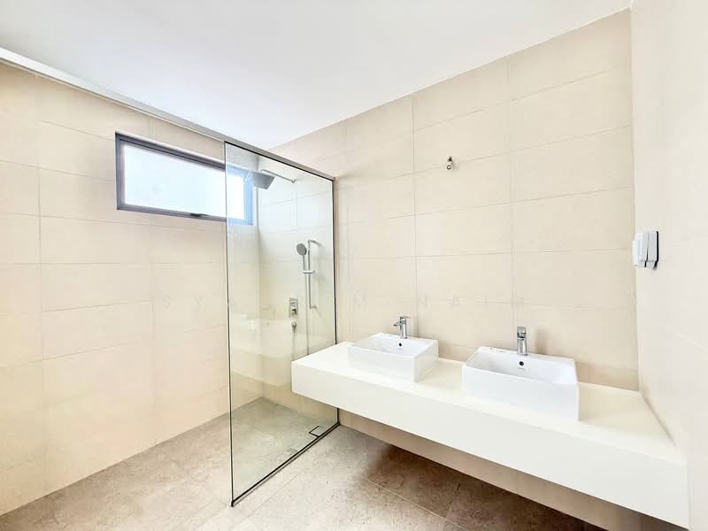 Rumah Berkembar untuk Dijual di Kota Kemuning (Shah Alam) - Syahrim Naim - Bathroom - PropertyGuru.com.my