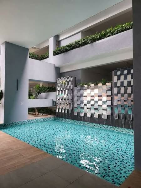 Servis Apartment untuk Disewa di Neu Suites - Shirley Chan - Pool - PropertyGuru.com.my