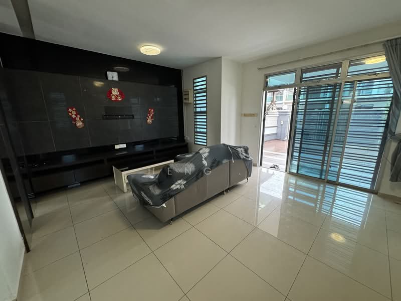 Rumah Teres 2 Tingkat untuk Dijual di Johor Bahru (Johor) - Heng . - Living Room - PropertyGuru.com.my