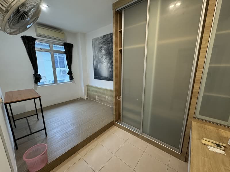 Rumah Teres 2 Tingkat untuk Dijual di Johor Bahru (Johor) - Heng . - PropertyGuru.com.my