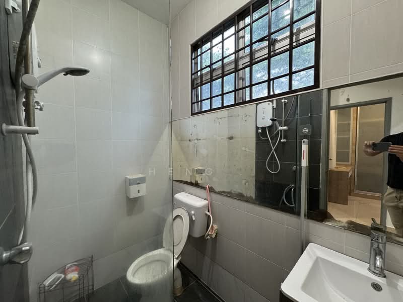 Rumah Teres 2 Tingkat untuk Dijual di Johor Bahru (Johor) - Heng . - PropertyGuru.com.my