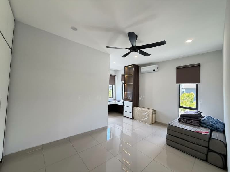 Semi-Detached House for Sale in Seksyen U1 (Glenmarie) - Finn Aw - Bedroom - PropertyGuru.com.my