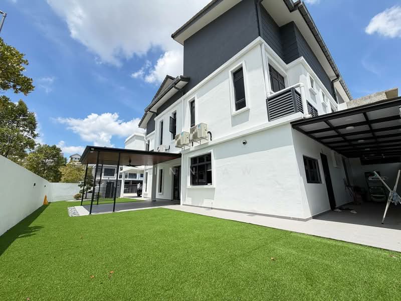 Semi-Detached House for Sale in Seksyen U1 (Glenmarie) - Finn Aw - Exterior - PropertyGuru.com.my