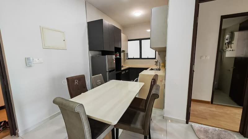 Kondominium untuk Dijual di Royal Strand @ Country Garden Danga Bay - Crystal Tan - Kitchen - PropertyGuru.com.my
