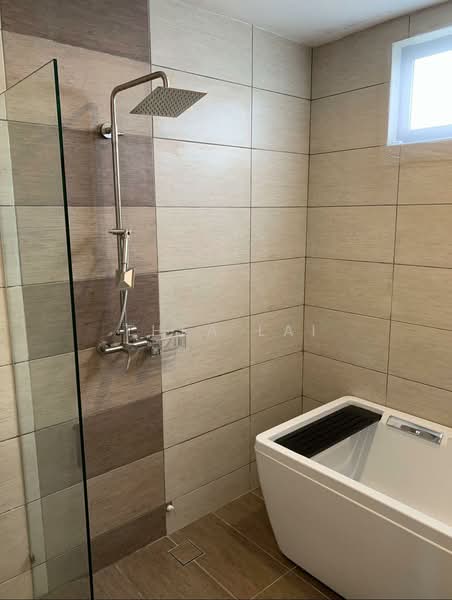 Apartment for Rent at Molek Regency - Thea Lai - Bathroom - PropertyGuru.com.my