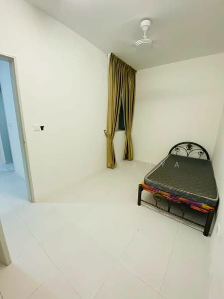 Condominium for Rent at Residensi Sateria - Banin Yahya - Bedroom - PropertyGuru.com.my