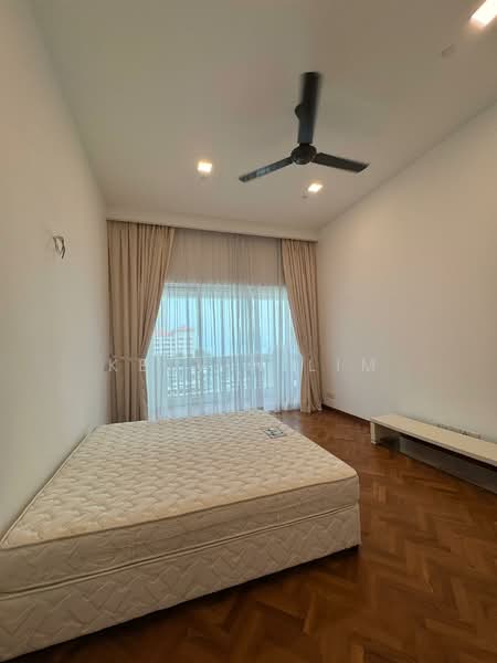 Service Residence for Sale at Straits Quay (The Suites at Waterside) - Kelvin Lim - Bedroom - PropertyGuru.com.my