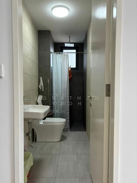 Servis Apartment untuk Disewa di Sky Meridien - Jonathan Yeoh - Bathroom - PropertyGuru.com.my