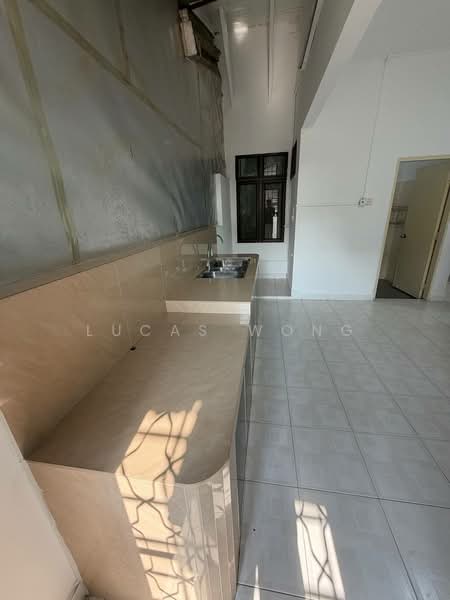 1-storey Terraced House for Sale in Taman Daya (Johor Bahru) - Lucas Wong - Kitchen - PropertyGuru.com.my